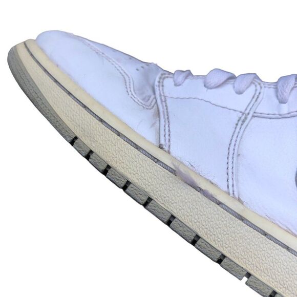 2016 Nike Air Jordan 1 Mid White Wolf Grey Size 13 - Picture 14 of 14